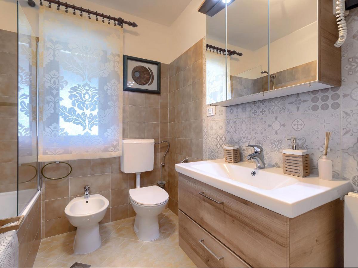 אומאג Apartment Tiziana-4 By Interhome מראה חיצוני תמונה